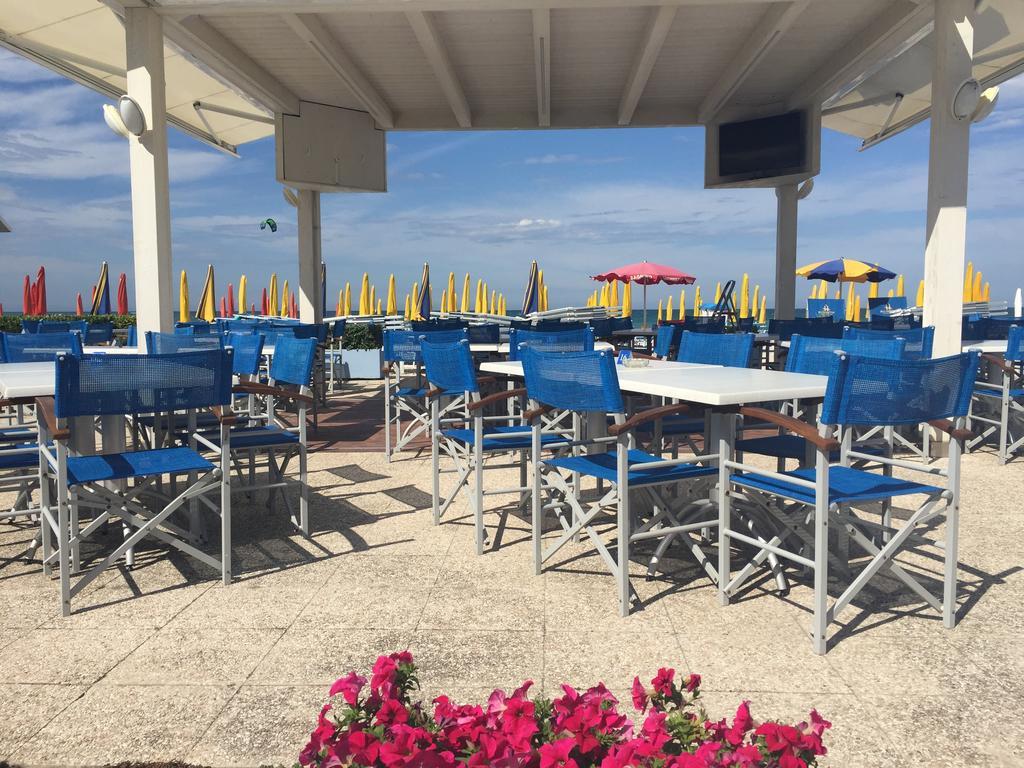 Hotel Marina Fano Exterior foto